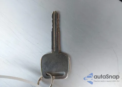 2003 Toyota Camry Le from USA, damaged, VIN JTDBE32K230237006